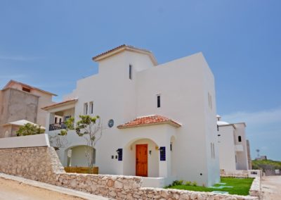 Casa La Mera Mora front view of house