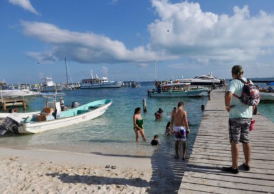 Casa La Mera Mora-beach and pier